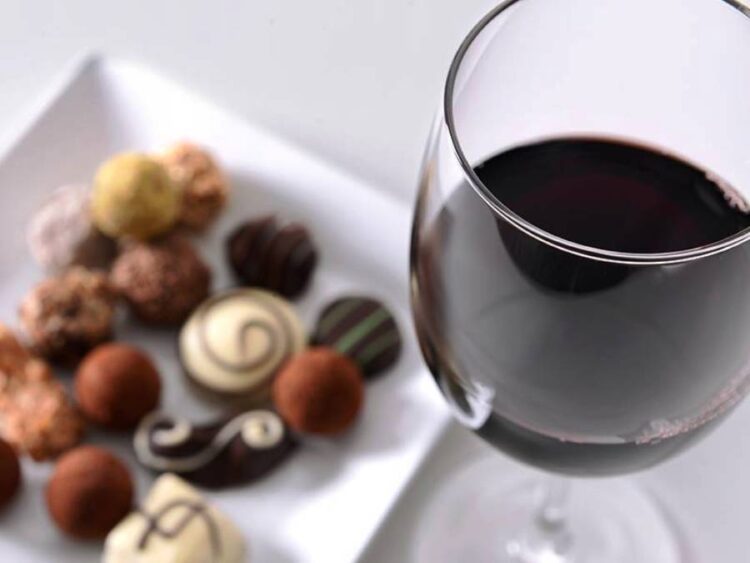 "KataPack Besos de Chocolate: Malbec & Chocolates para una noche especial"